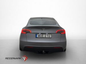 Tesla Model Y bild 8