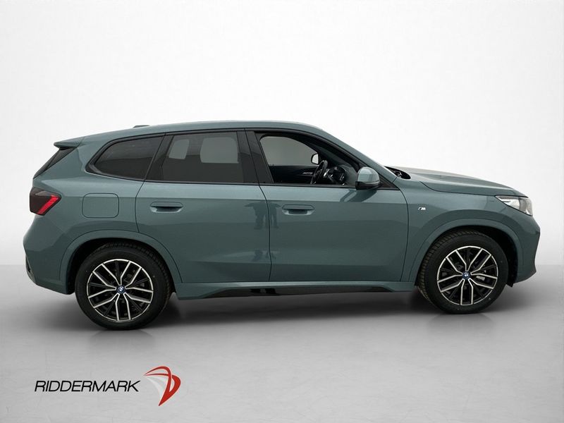 BMW iX1 bild 10