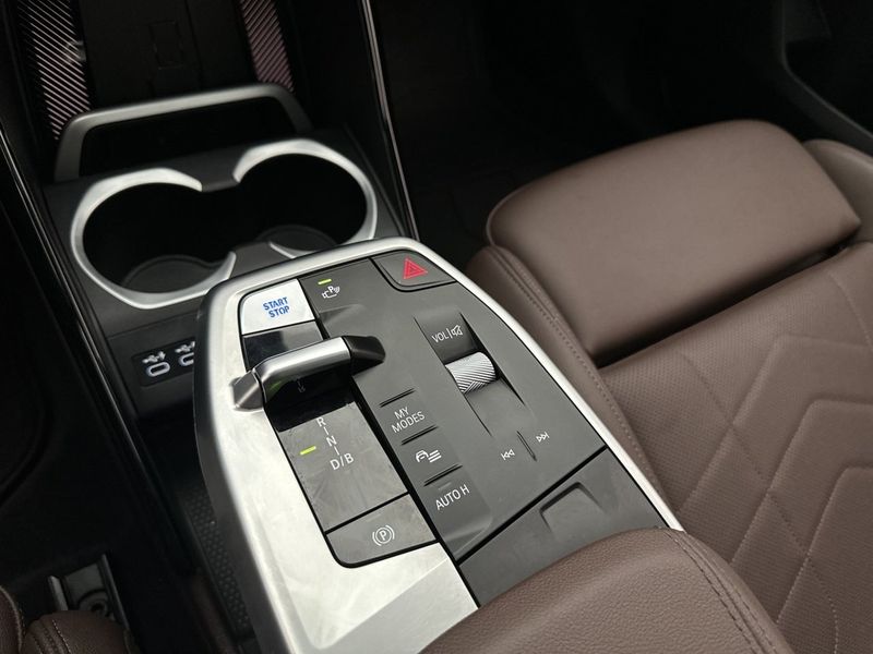 BMW iX1 bild 29