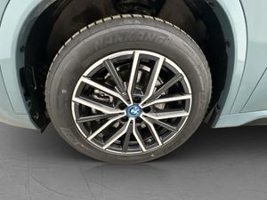 BMW iX1 bild 37
