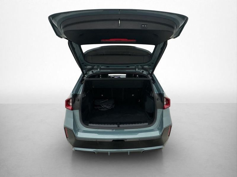 BMW iX1 bild 34