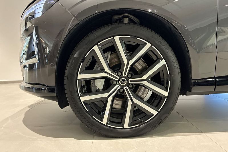 Volvo EX90 bild 16
