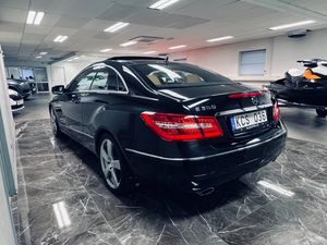 Mercedes E350 bild 8