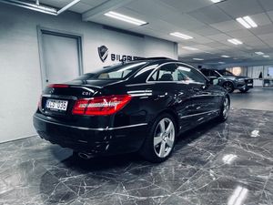 Mercedes E350 bild 6