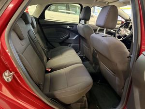 Ford Focus bild 12