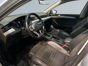 Volkswagen Passat bild 7