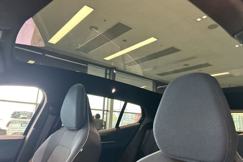 Volvo EX30 bild 23