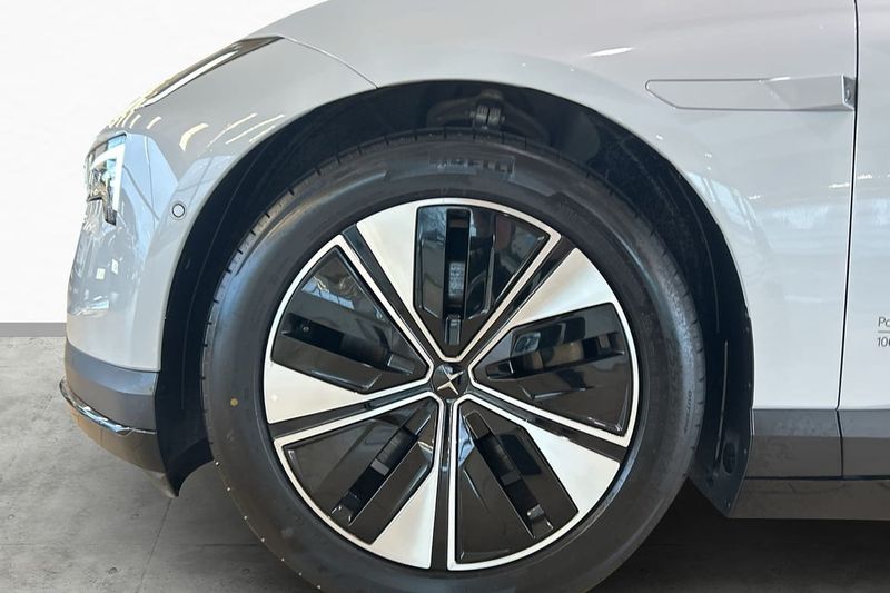 Polestar 4 bild 6