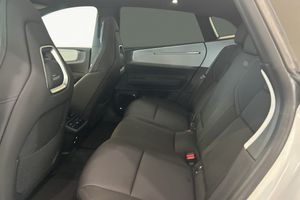 Polestar 4 bild 12