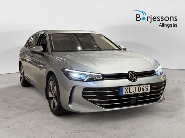 Volkswagen Passat Business eTSI 150hk Värmare/Drag/Massage - 2025