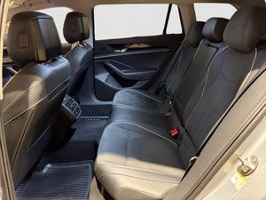 Volkswagen Passat bild 10