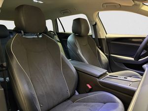 Volkswagen Passat bild 11