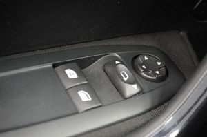 Peugeot 208 bild 10