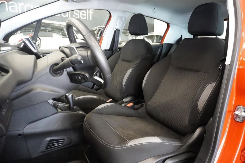 Peugeot 208 bild 9