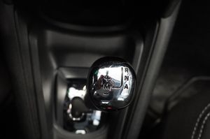 Peugeot 208 bild 17