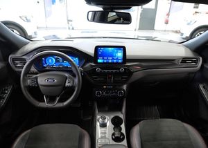 Ford Kuga bild 14