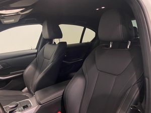 BMW 330 bild 4