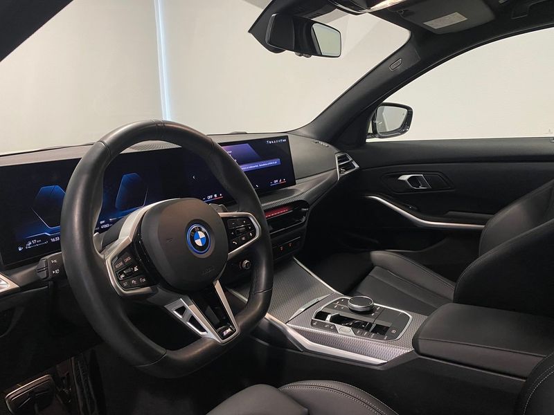 BMW 330 bild 5