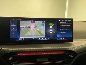 BMW 330 bild 7