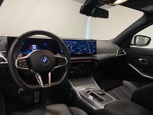 BMW 330 bild 6