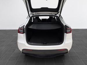 Tesla Model Y bild 16