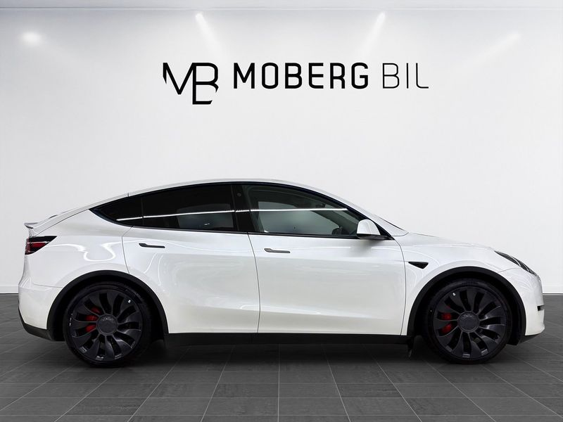 Tesla Model Y bild 4