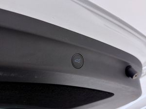 Tesla Model Y bild 17
