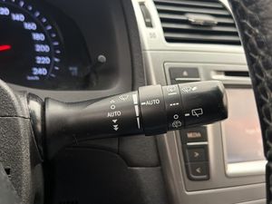 Toyota Avensis bild 19