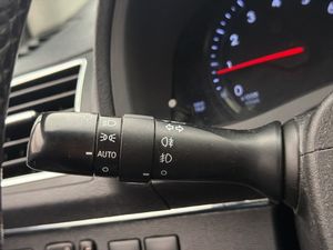 Toyota Avensis bild 15