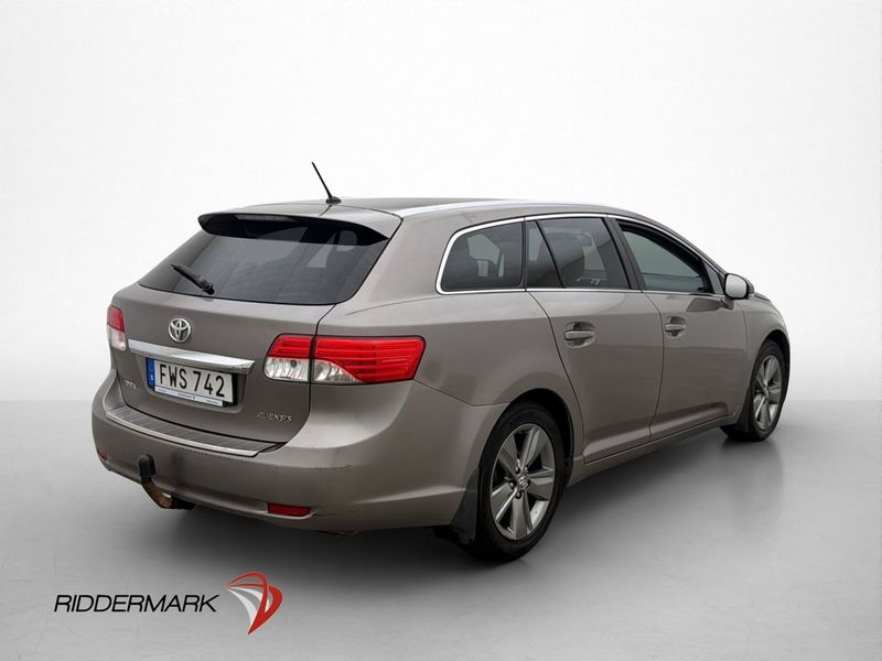 Toyota Avensis bild 8