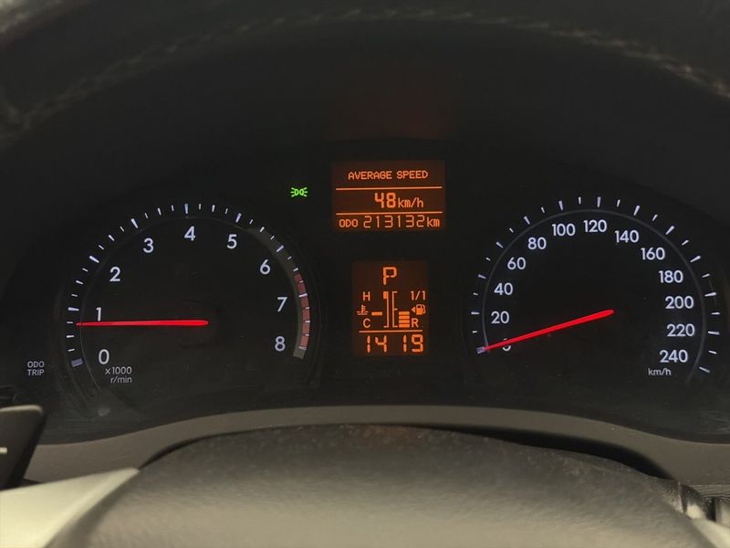 Toyota Avensis bild 17