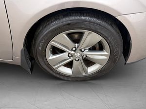 Toyota Avensis bild 31