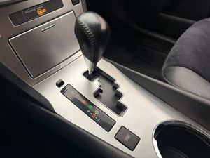 Toyota Avensis bild 24