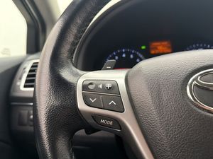 Toyota Avensis bild 16