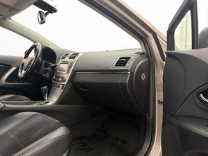 Toyota Avensis bild 27