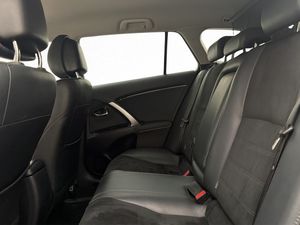 Toyota Avensis bild 28