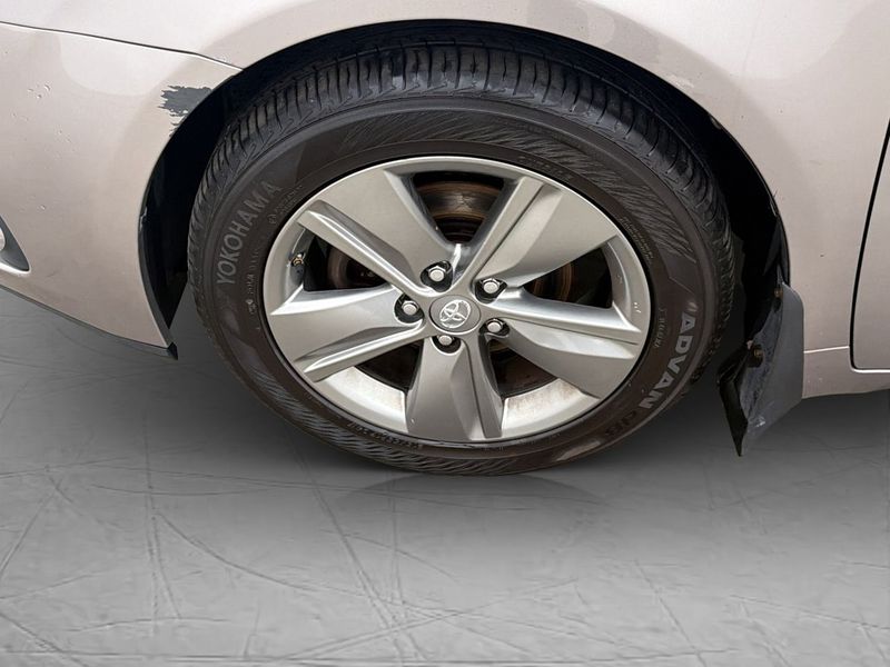 Toyota Avensis bild 30