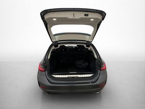 BMW 330 bild 32