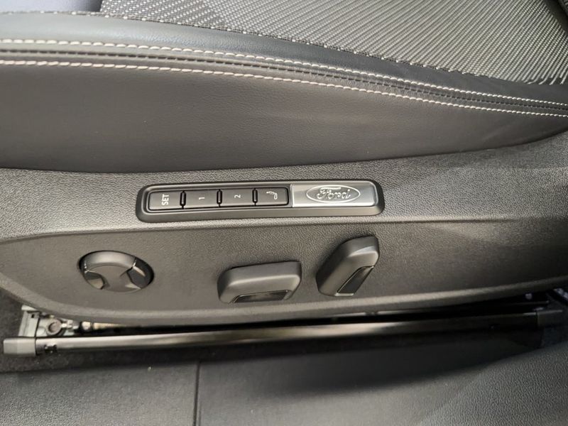 Ford Explorer bild 15