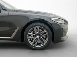 BMW i4 bild 34