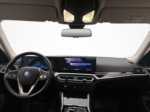 BMW i4 bild 13