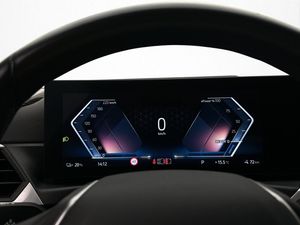 BMW i4 bild 17