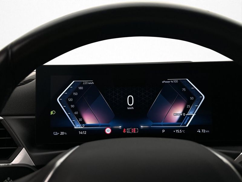 BMW i4 bild 17