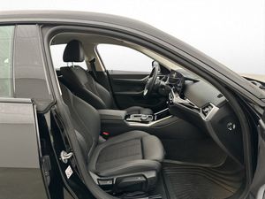 BMW i4 bild 26