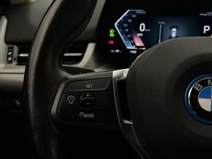 BMW iX1 bild 16