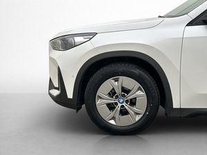 BMW iX1 bild 34