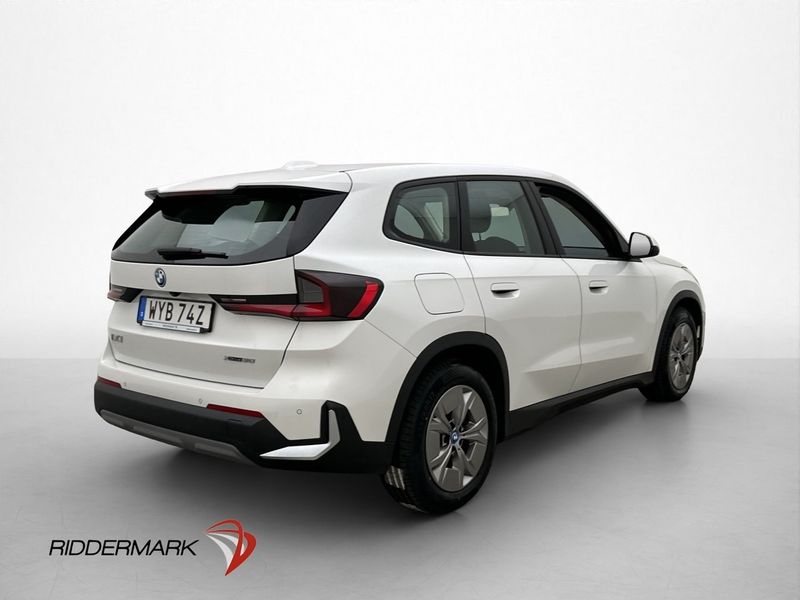 BMW iX1 bild 8