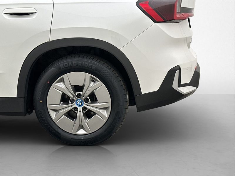 BMW iX1 bild 35