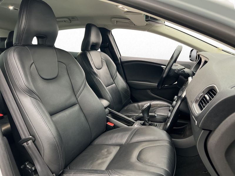 Volvo V40 bild 24
