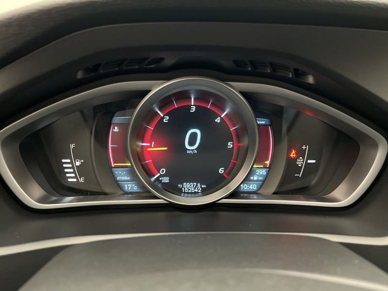 Volvo V40 bild 17